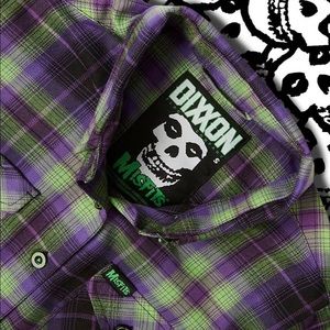 DIXXON MISFITS FLANNEL WOMENS MEDIUM NEW  NEVER OPENED